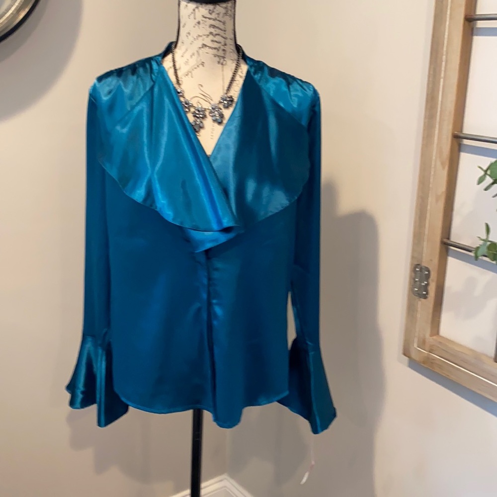 Chadwick blouse button up